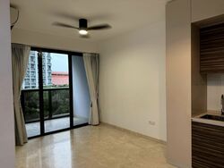 Commonwealth Towers (D3), Condominium #566739801